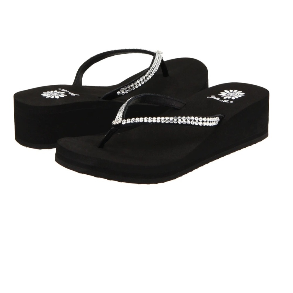 NWT Yellowbox Custard Black Sandals